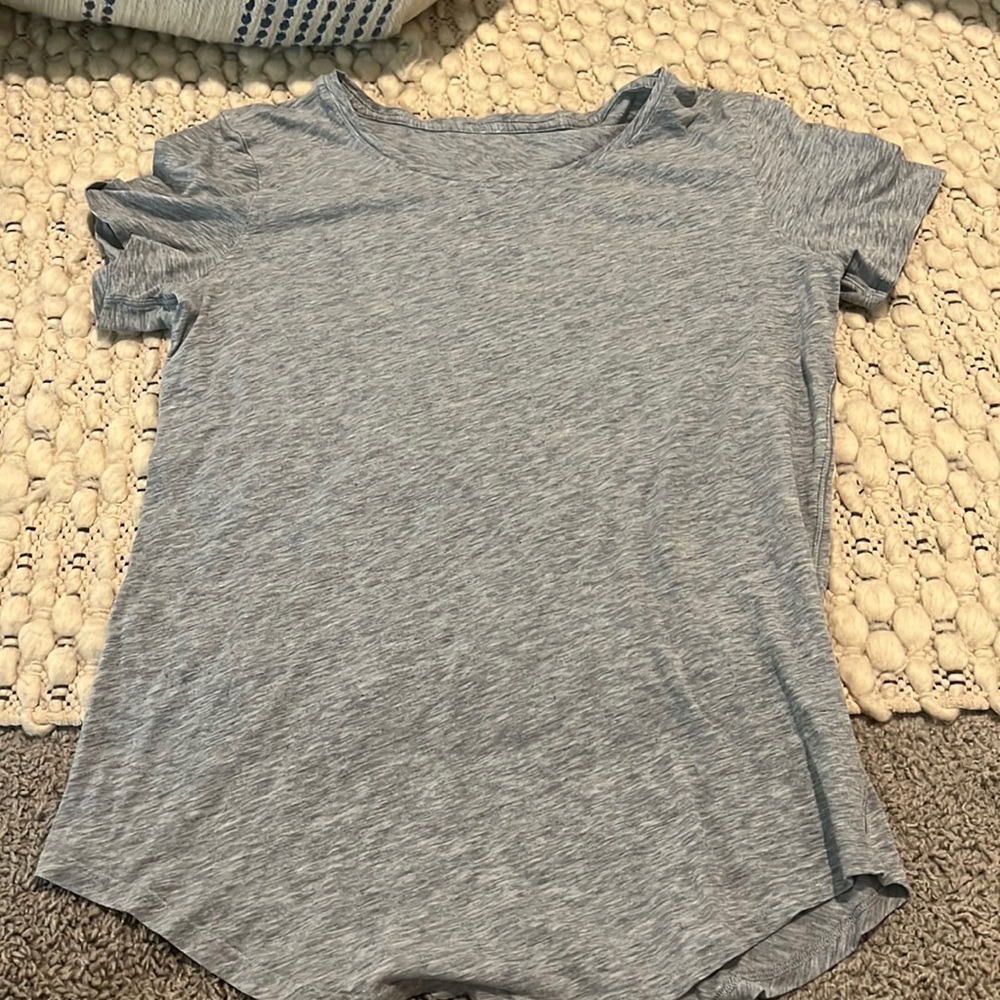 Lululem plain gray athletic tee. size: 2/4. color: gray